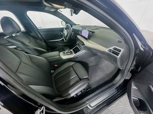 Used 2025 BMW 330i Sedan RWD image 31
