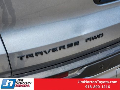 Used 2024 Chevrolet Traverse Z71 w/ Enhanced Driving Package AWD/4WD image 13