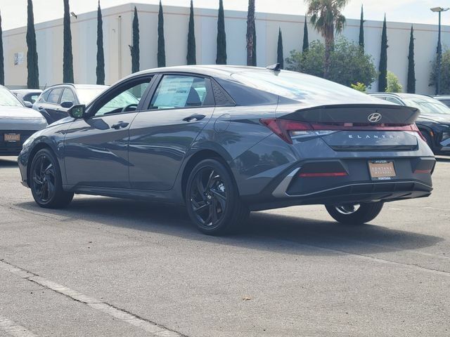 New 2026 Hyundai Elantra SEL Sport FWD image 3