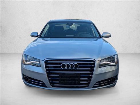 Used 2012 Audi A8 L 4.2 image 5