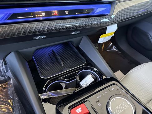 New 2026 BMW M5 AWD w/ Executive Package image 28