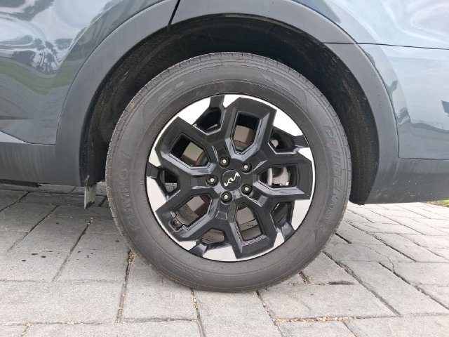 Used 2024 Kia Sorento S w/ Panoramic Sunroof Package FWD image 20