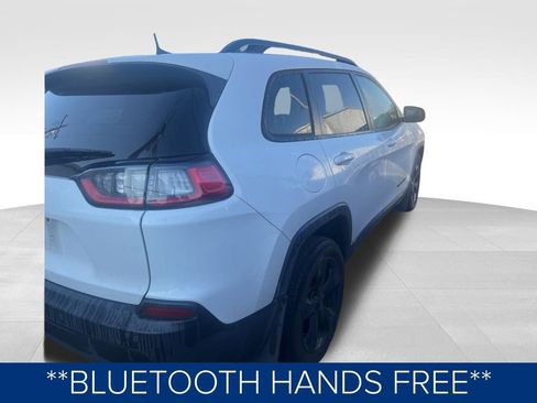 Used 2020 Jeep Cherokee Latitude Plus image 5