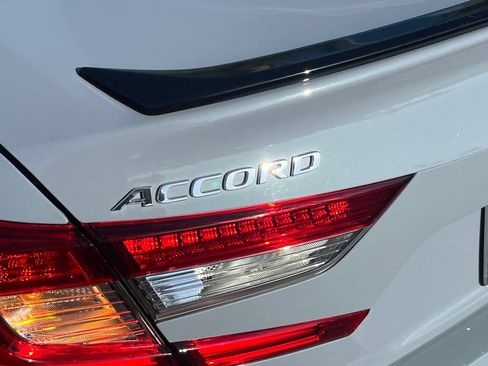 Certified 2022 Honda Accord Sport image 38