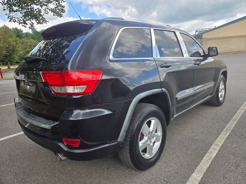 Used 2012 Jeep Grand Cherokee Laredo w/ Laredo E Group AWD/4WD image 10
