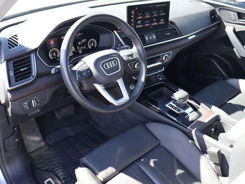 Used 2023 Audi Q5 e Premium Plus w/ Premium Plus Package AWD/4WD image 11