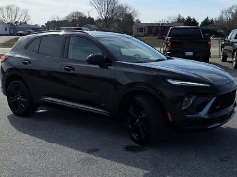 Certified 2025 Buick Envision Sport Touring image 6