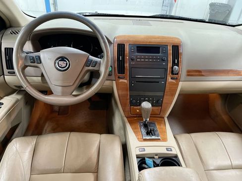 Used 2006 Cadillac STS w/ Preferred Equipment Group RWD image 10