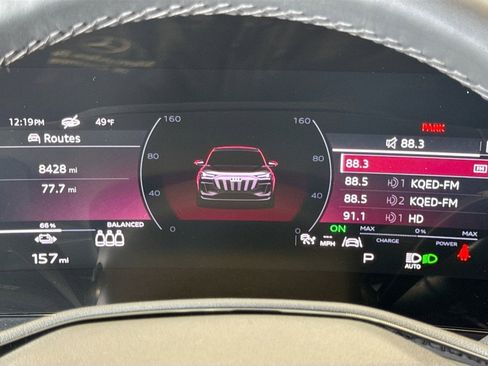 Used 2025 Audi Q6 e-tron Premium Plus image 11