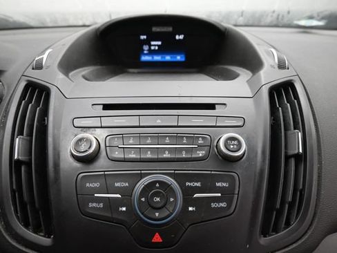 Used 2017 Ford Escape SE AWD/4WD image 16