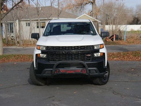 Used 2020 Chevrolet Silverado 1500 Custom Trail Boss w/ Custom Convenience Package image 2