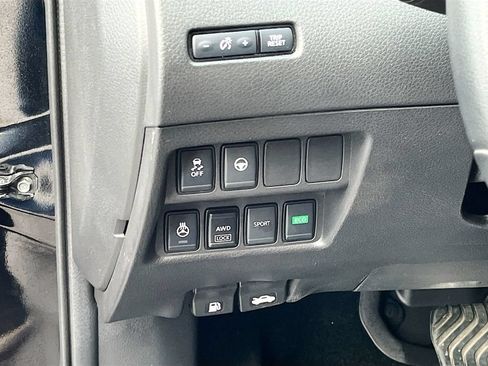 Used 2022 Nissan Rogue Sport SL AWD/4WD image 10