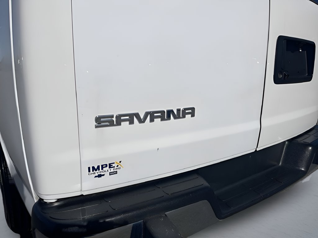 Used 2023 GMC Savana 2500 Extended w/ Driver Convenience Package RWD image 26
