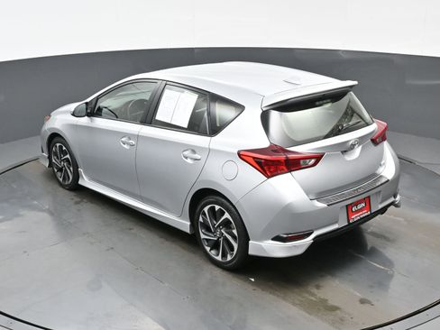 Used 2018 Toyota Corolla iM w/ All-Weather Mat Package image 35