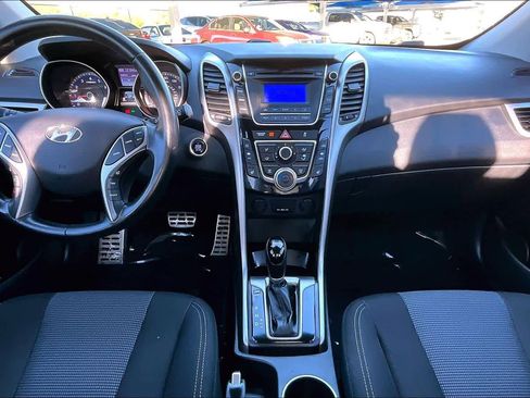 Used 2013 Hyundai Elantra GT w/ Touch & Go Pkg image 15