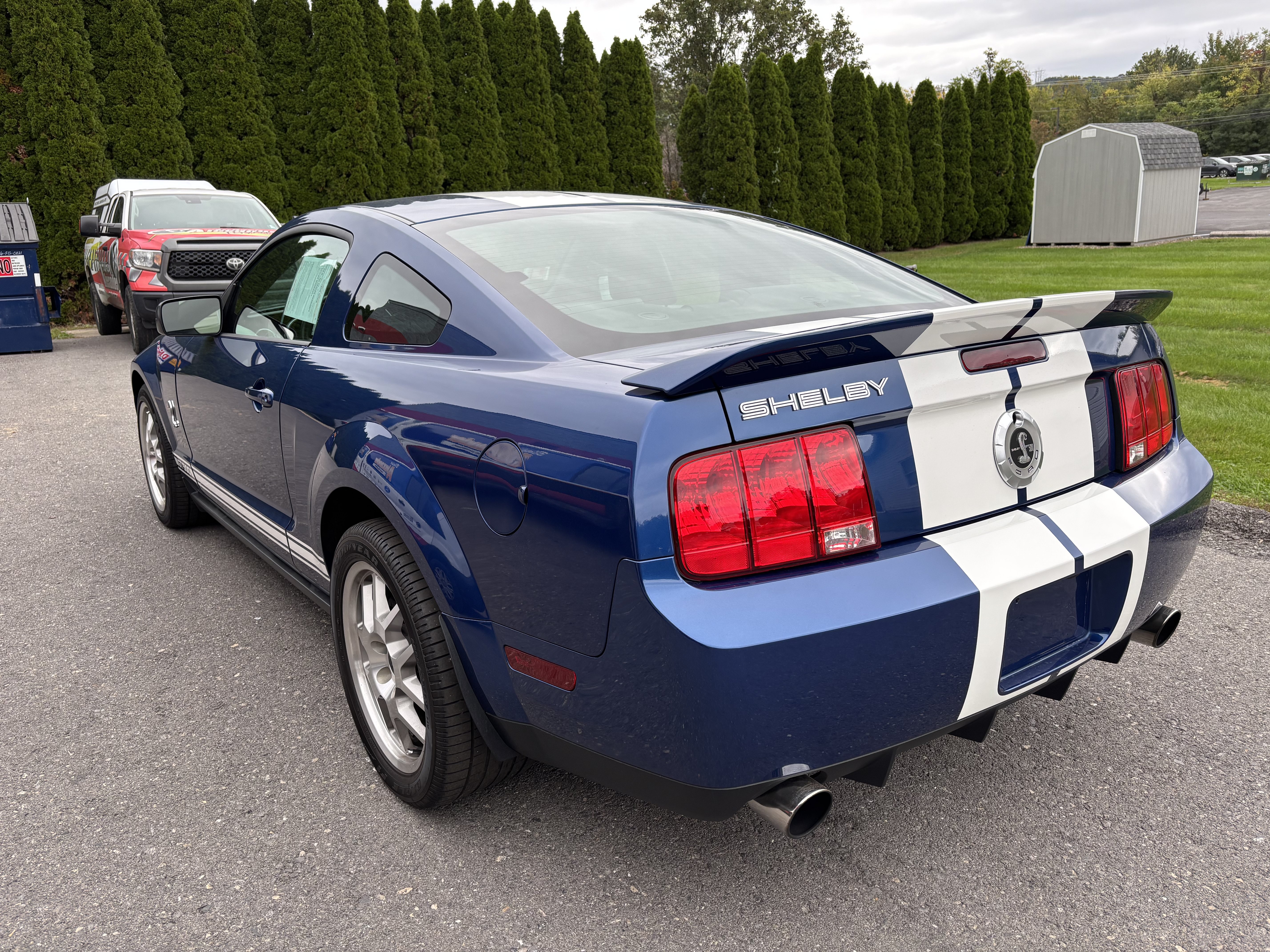 Used 2007 Ford Mustang Shelby GT500 RWD image 6