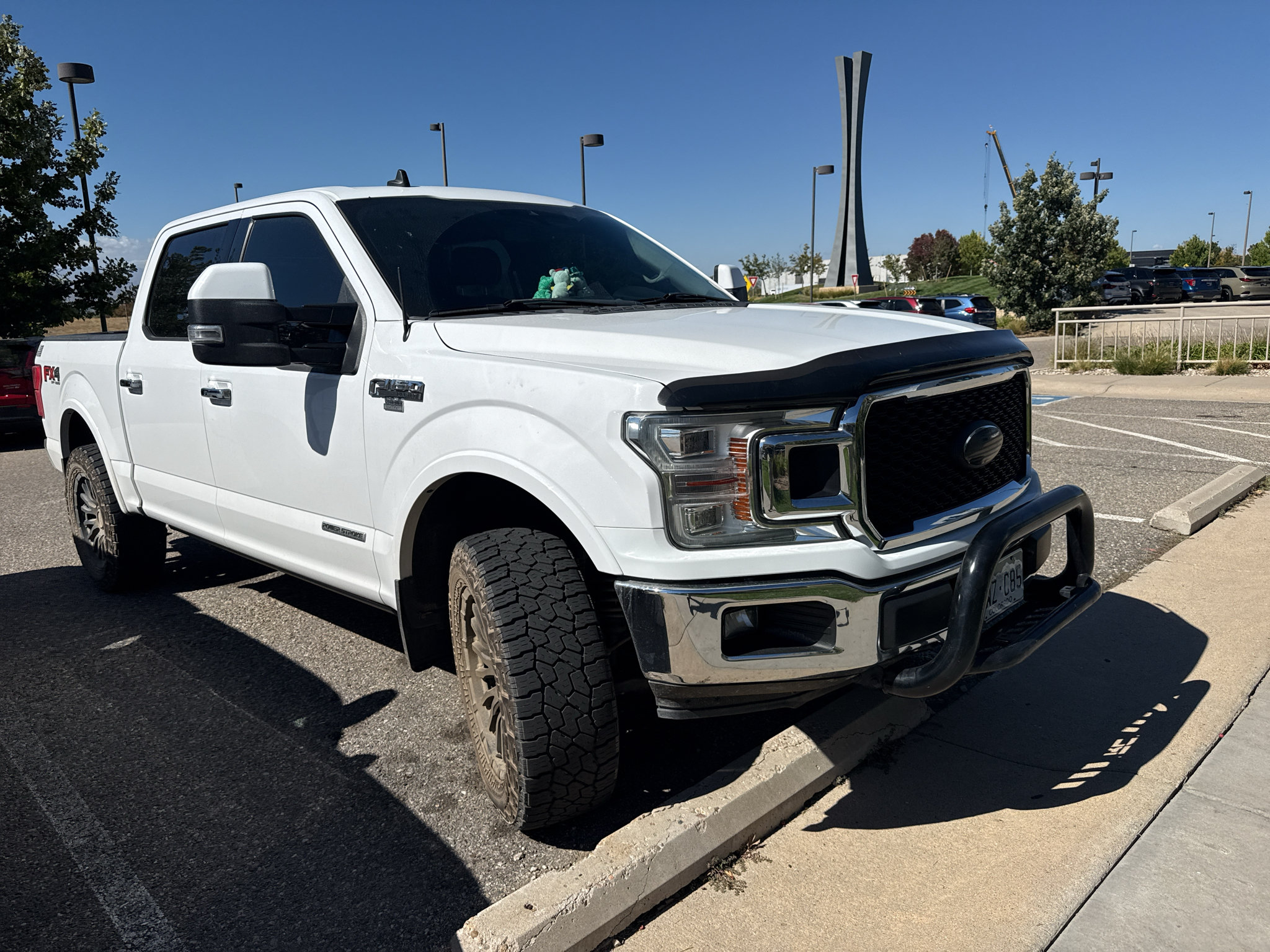 Used 2019 Ford F150 Lariat w/ Equipment Group 502A Luxury AWD/4WD image 5
