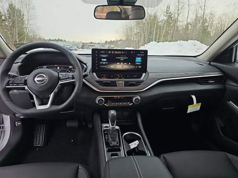 New 2025 Nissan Altima 2.5 SL image 3