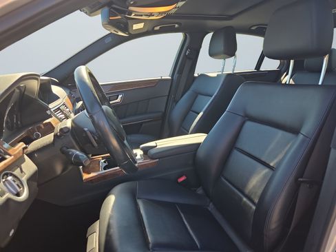 Used 2012 Mercedes-Benz E 350 4MATIC Sedan image 10