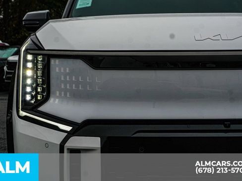 Used 2024 Kia EV9 GT-Line image 12