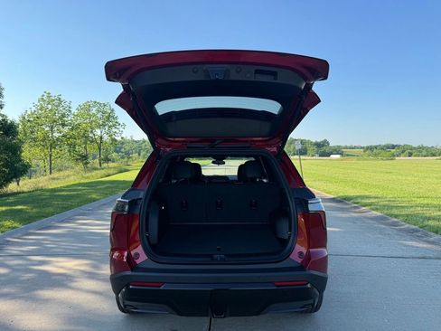 New 2026 Chevrolet Equinox RS AWD/4WD image 5