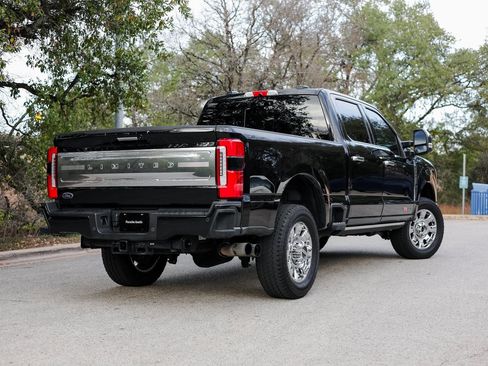 Used 2024 Ford F250 Limited image 8