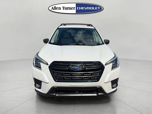 Used 2022 Subaru Forester AWD/4WD image 2