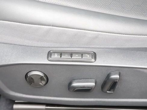 Used 2023 Volkswagen ID.4 Pro S image 16