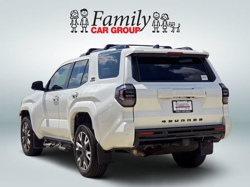 Used 2025 Toyota 4Runner TRD Sport AWD/4WD image 3