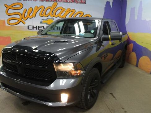 Used 2019 RAM 1500 Express w/ Wheel & Sound Group AWD/4WD image 7