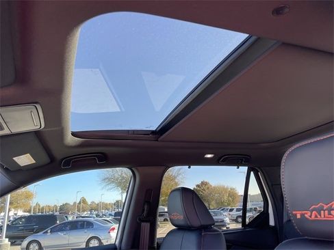 New 2025 Honda Pilot TrailSport image 23