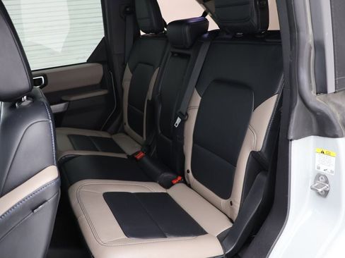 Used 2022 Ford Bronco Wildtrak image 14