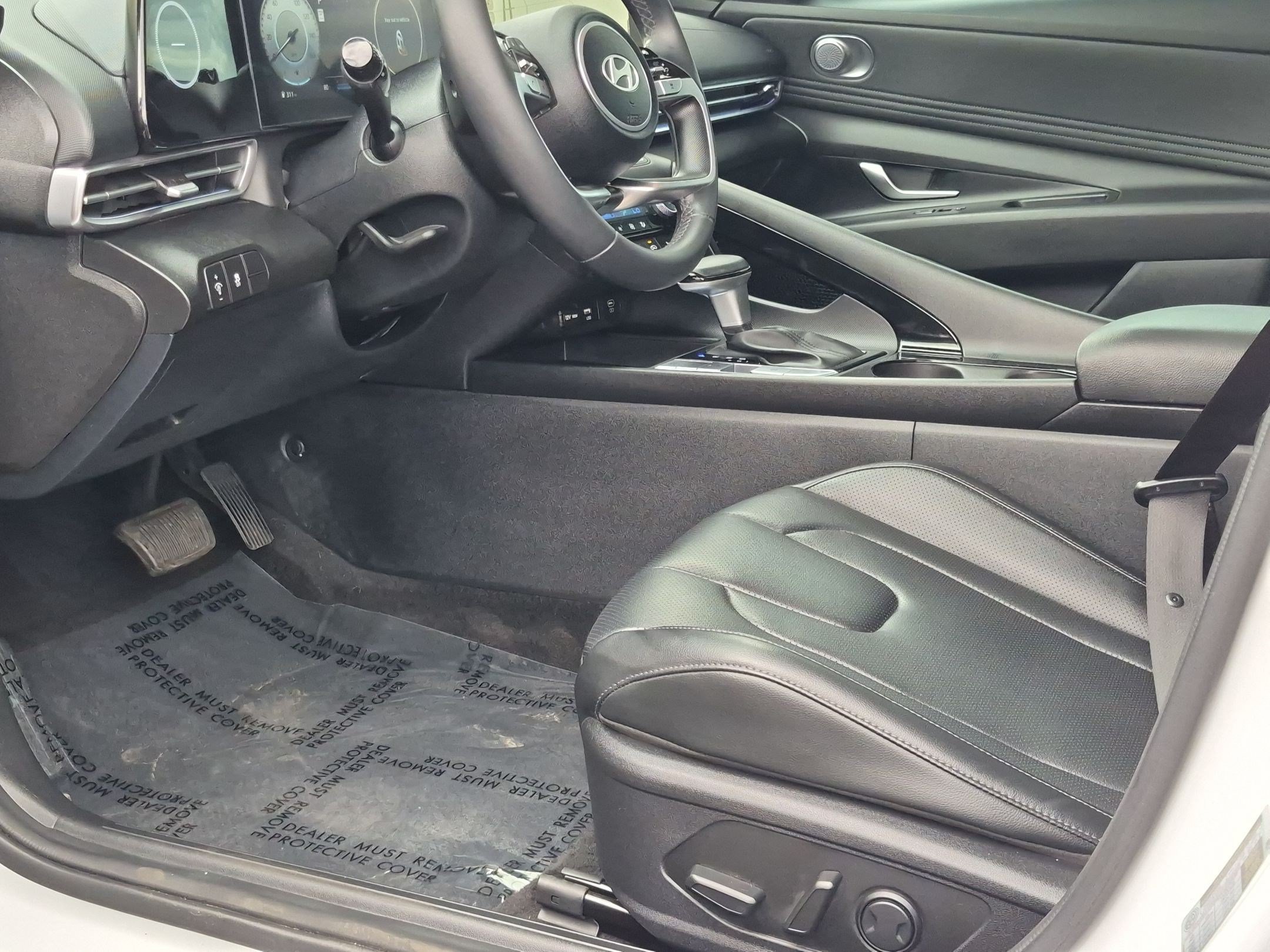 Used 2024 Hyundai Elantra Limited FWD image 22