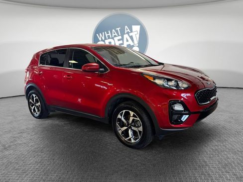 Certified 2022 Kia Sportage LX AWD/4WD image 1