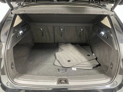 Used 2023 Buick Envision Essence w/ Sport Touring Package image 25