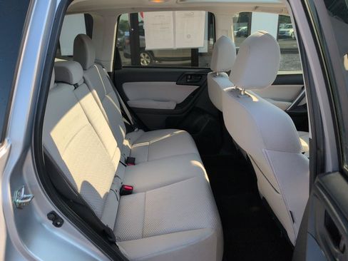 Used 2015 Subaru Forester 2.5i Premium AWD/4WD image 12
