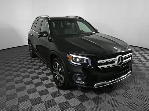Certified 2022 Mercedes-Benz GLB 250 image 25