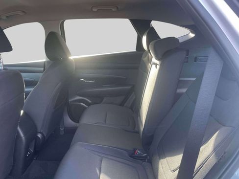 Certified 2025 Hyundai Tucson SE AWD/4WD image 11