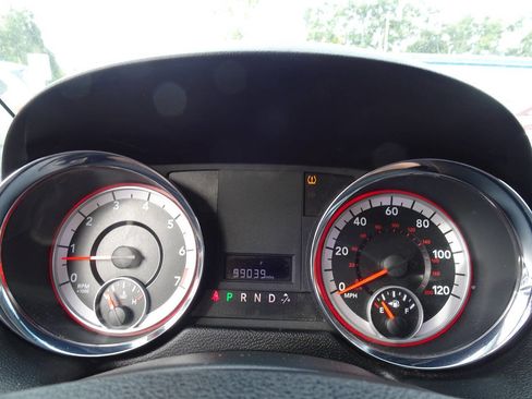 Used 2011 Dodge Grand Caravan Express image 21