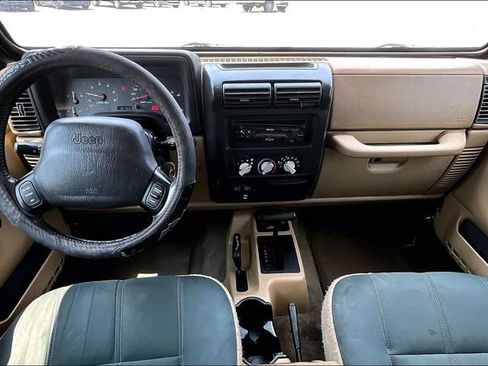 Used 2002 Jeep Wrangler Sahara AWD/4WD image 13