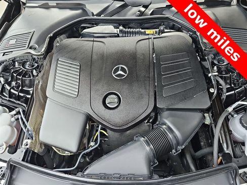 Used 2025 Mercedes-Benz C 300 Sedan image 13