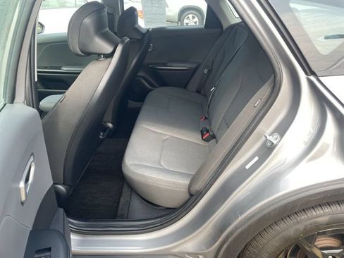 Used 2025 Kia K4 FWD image 29