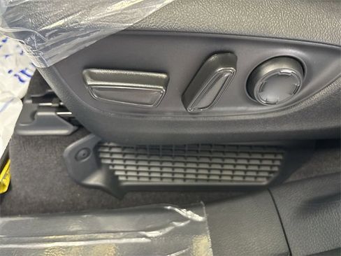 New 2025 Toyota Sienna XLE image 15