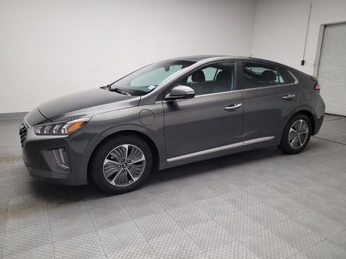 Used 2021 Hyundai Ioniq Limited image 2