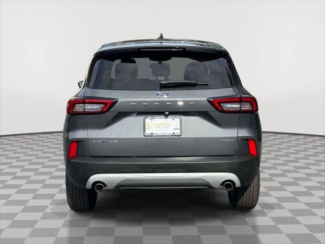Used 2023 Ford Escape Active w/ Tech Pack #1 AWD/4WD image 6