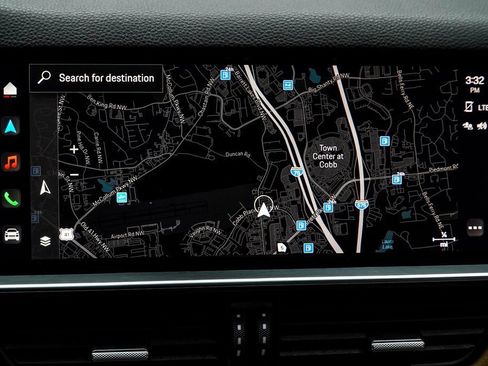 Used 2023 Porsche Cayenne Coupe image 25