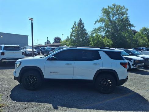 Used 2026 GMC Terrain Elevation w/ Elevation Premium Package AWD/4WD image 4