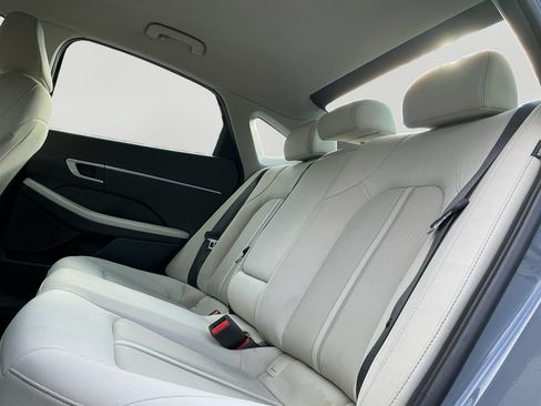 Used 2025 Hyundai Sonata SEL FWD image 15