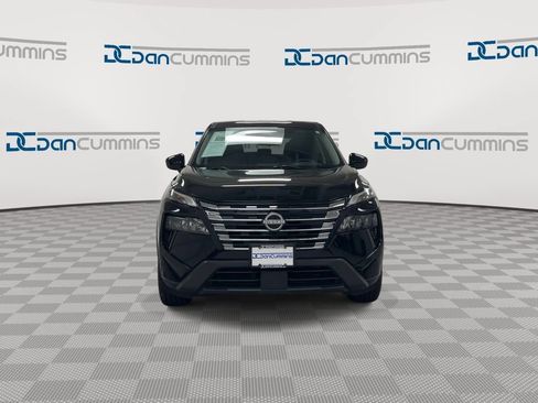 Used 2024 Nissan Rogue SV FWD image 3