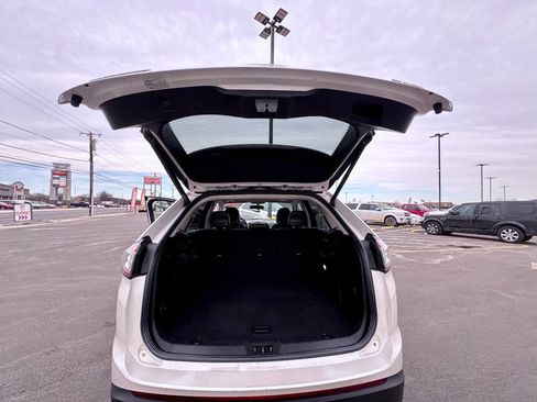 Used 2016 Ford Edge SEL w/ Equipment Group 201A image 31